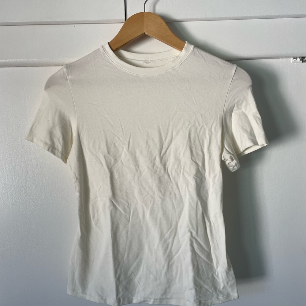 SKIMS Cream Short Sleeve Tee